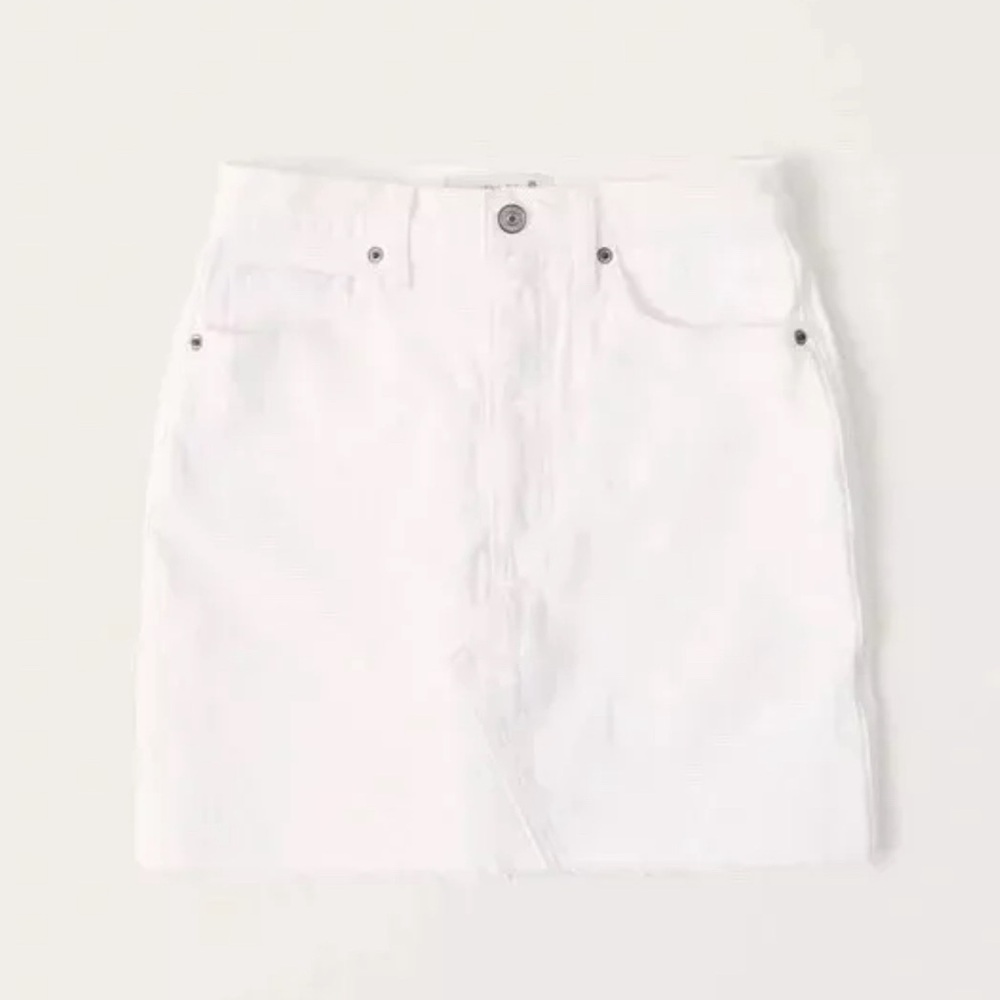 Abercrombie & Fitch Curve Love White Denim Skirt, distressed